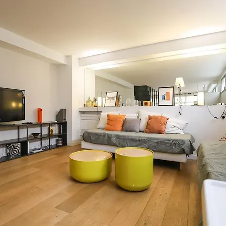 Delpech - Maison Hypercentre - Metro - 8 Personnes Holiday home *